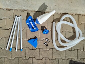 BAZÉNOVÝ VYSAVAČ kompletní sada - 2