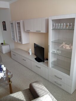 Prodám obyvaci stenu - 2