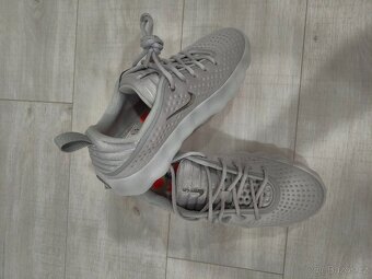 Nike Mind 002 šedé/stříbrné - 2