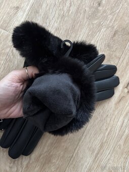 Dámské rukavice - 2