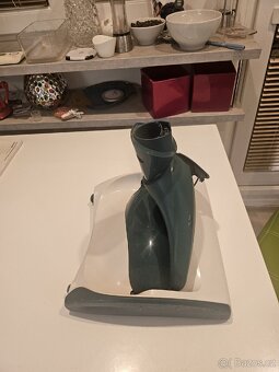 Vysavač a čistič k vysavači Vorwerk - 2