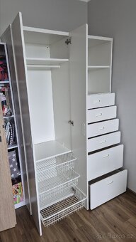 Dětská skříň IKEA STUVA - 2