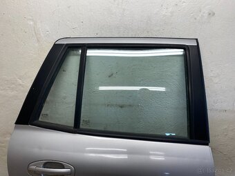 HYUNDAI SANTE FE I 2000-2006 - PRAVÉ ZADNÍ DVEŘE KOMPLETNÍ - 2