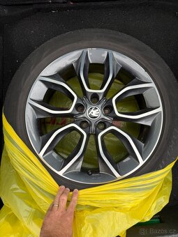 Prodám org.kola na Škoda karoq,kodiaq 5x112r19 et45.Pneu Bri - 2
