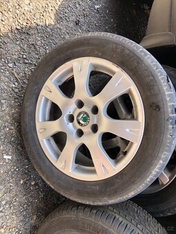 Originál alu kola Škoda Fabia r16 - 2
