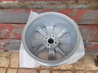 Alu kola 4x100 - 2
