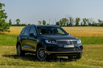 Volkswagen Touareg II 4.2 V8 TDI Exclusive 4MOTION - 2