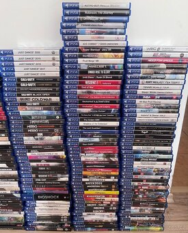 Hry na PS4 a PS5 od 150-400kč i další od 500 - 2