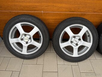 Zimní komplet Renault Clio 3 185/60 R15 - 2