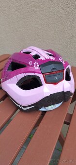 CYKLISTICKÁ HELMA - 2