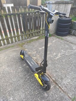 Elektrokoloběžka 1400 W, 48 V - 2