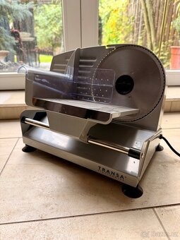 Elektrický kráječ potravin - 2