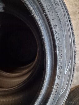 Prodám  pneu NEXEN 245/40 R18 97W - 2