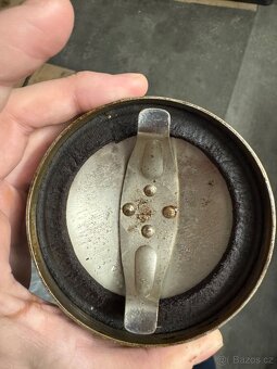 Víčko nádrže ČZ předválečná Sphinx speciál gargoyle - 2