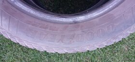 Goodyear 215/55 R16 - 2