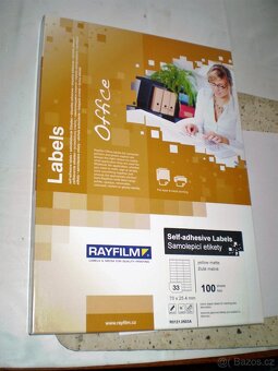 různé samolepící etikety (štítky) a papíry A4 - 2