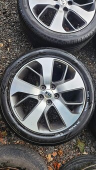 161.sada originální kola KIA 5x114,3 R18 235/45/18 - 2