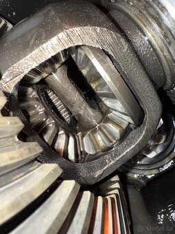 Subaru zadní diferenciál s poměrem 3,545 - 2