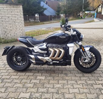 2022 Triumph Rocket 3 R Phantom Black QuickShifter - 2