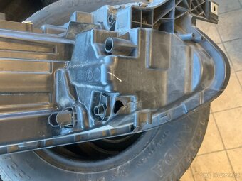 Přední světla na renault scenic 2016- - 2