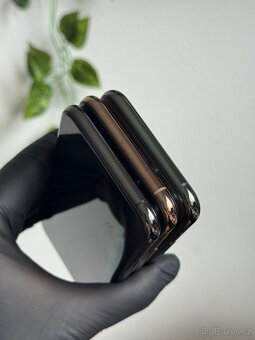 iPhone 11 Pro 64GB - 100% baterie - 2