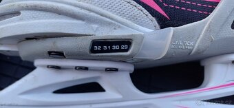 Dětslé lední brusle dívčí - 2