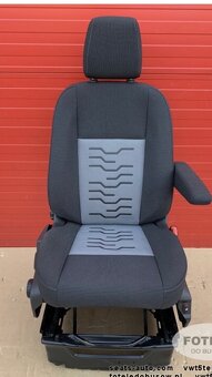 Ford Tourneo Custum - 2