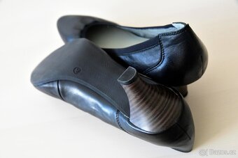 Dámské kožené lodičky Tamaris - NOVÉ - 2