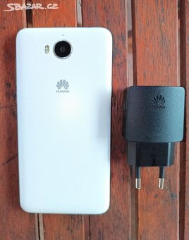 HUAWEI Huawei Y6 MYA-L11 - 2