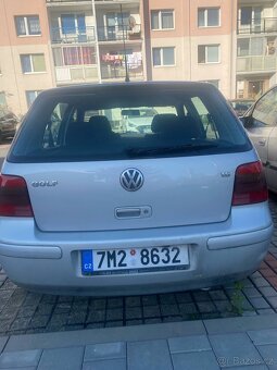 Golf 4 - 2