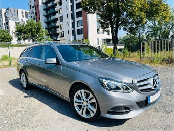 Mercedes-Benz E 220 CDI - 2