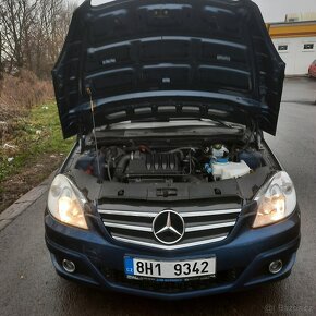 Mercedes Benz B180 - 2