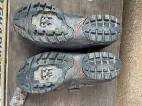 Tretry DIADORA 42 - 2