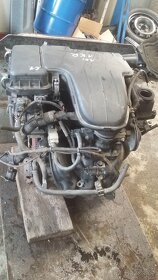 motor 1,0i 1KR citroen c1 peugeot 107 aygo - 2