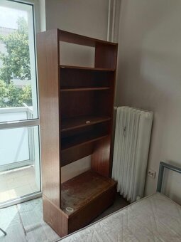 Starší nábytek za odvoz - 2