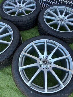 NOVÁ SADA MERCEDES E AMG GLC - LETNÍ ORIGINÁLNÍ 245/40 R19 - 2