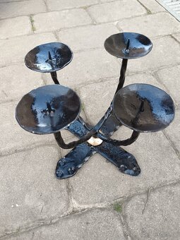 Kovaný svícen na 4 svíčky - 2