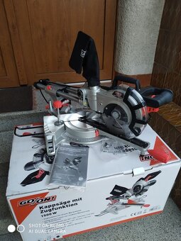 Prodám NEPOUZITOU pokosovou pilu s posuvem GO/NO 1500 W. - 2