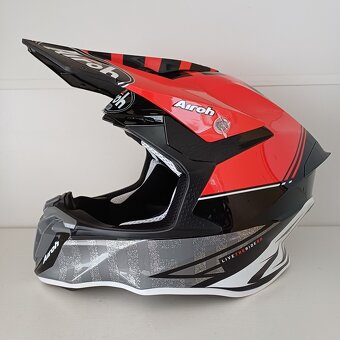 Motokrosová přilba Airoh Twist 2.0 - 2
