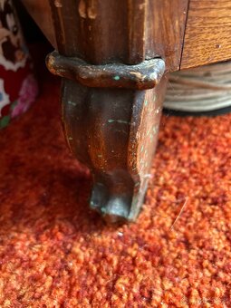 Starožitná komoda - 2