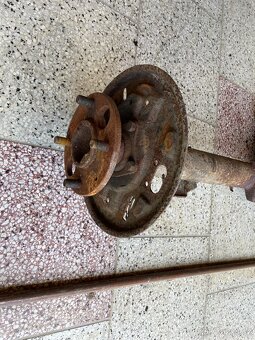 Zadní náprava Escort mk2 - 2