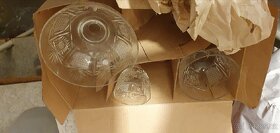 Sklo, porcelán... - 2