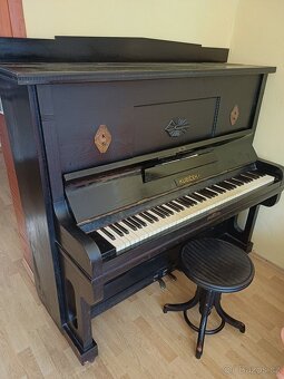 Černé pianino - 2