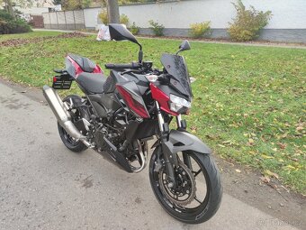 Kawasaki Z400 ABS - 2