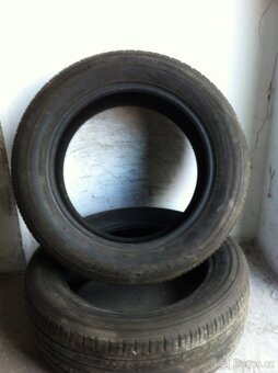 Letni pneu 235/55R17 - 2