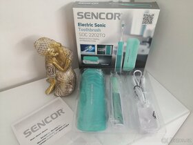 Nový sonický zubní kartáček Sencor SOC2202TQ - 2