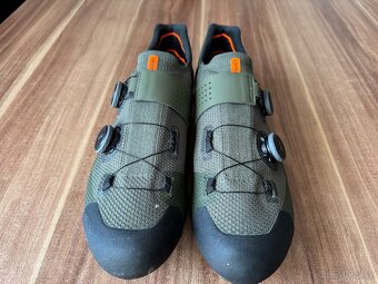 MTB-Gravel letní tretry značky DMT model MH10 velikost 45,5 - 2