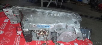 Světlo octavia 1 - 2
