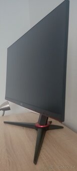 Herní 144Hz monitor AOC - 2