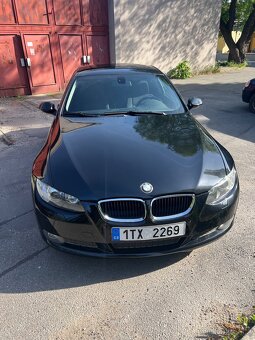 BMW E92 325i - 2